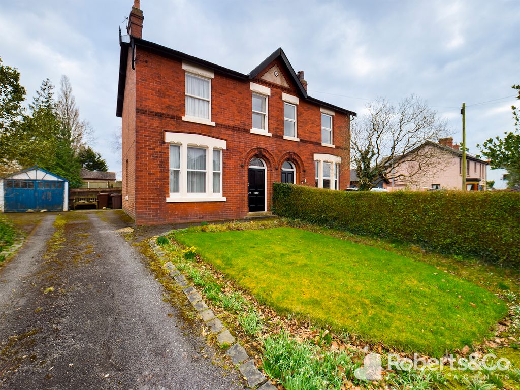 4 bed semidetached house for sale in Pope Lane, Penwortham, Preston