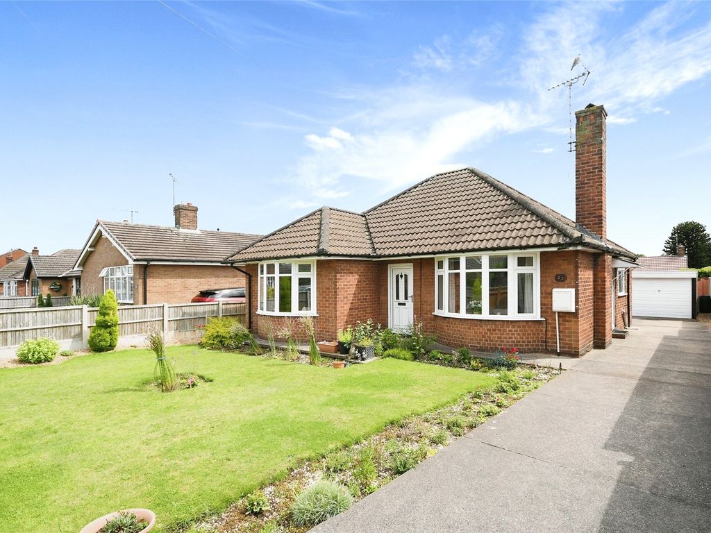 3 bed bungalow for sale in Raleigh Road, Mansfield, Nottinghamshire