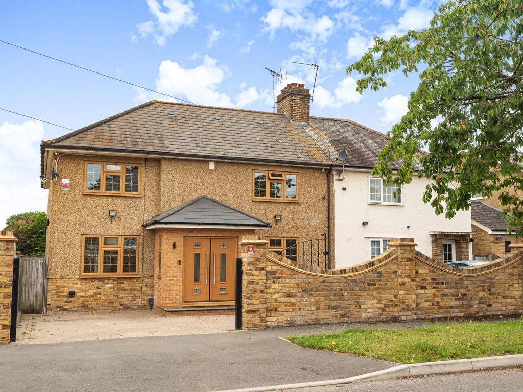 4 bed semidetached house for sale in Truesdale Drive, Harefield