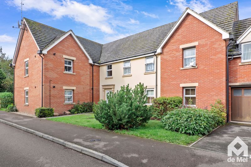 2 bed flat for sale in Uckington, Cheltenham GL51, £175,000 Zoopla