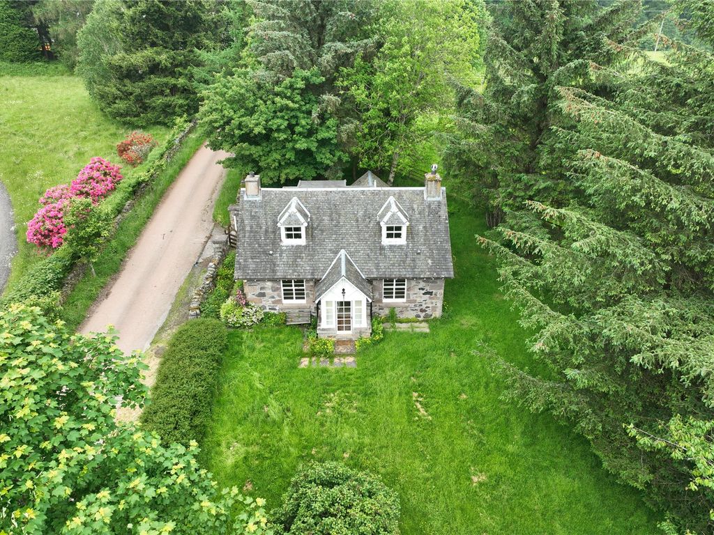 3 bed detached house for sale in Loch Cottage, Lawers Estate, Comrie, Crieff PH6, £330,000 Zoopla