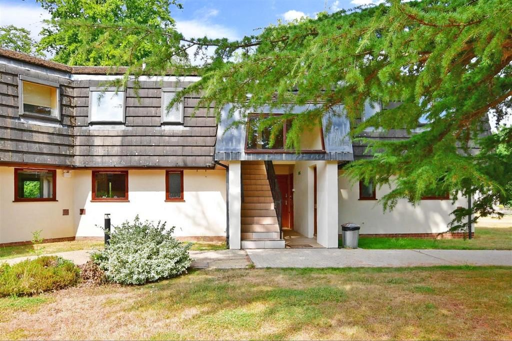 1 bed flat for sale in Coldharbour Lane, Hildenborough, Tonbridge, Kent