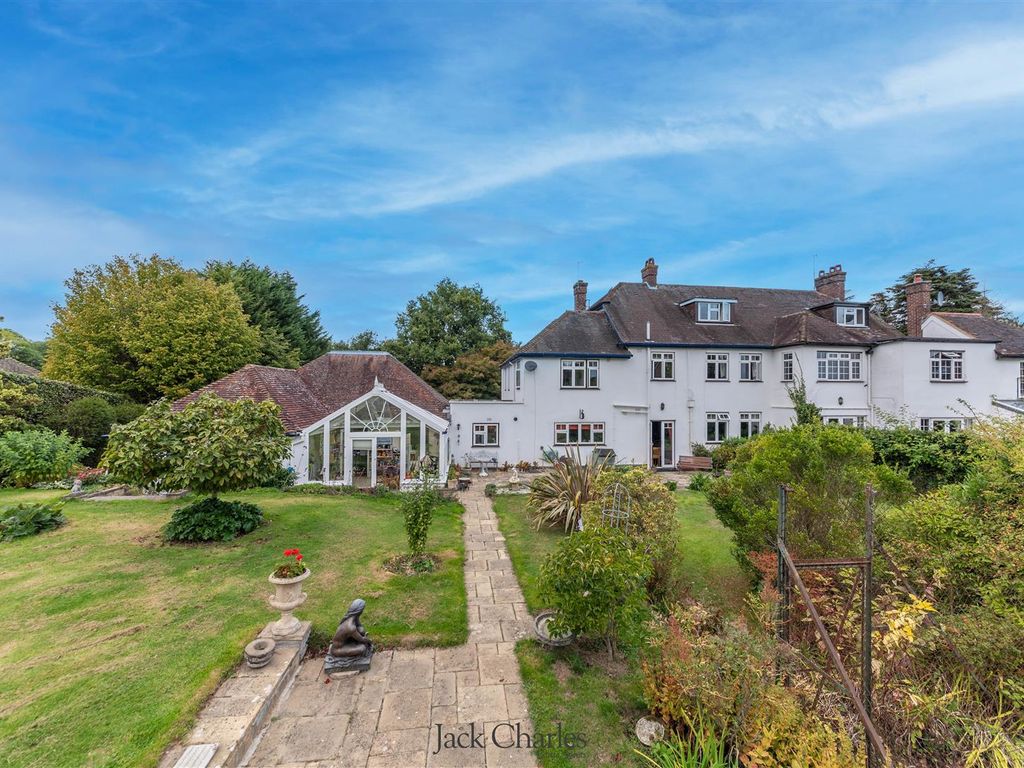 6 bed semidetached house for sale in Vauxhall Lane, Southborough