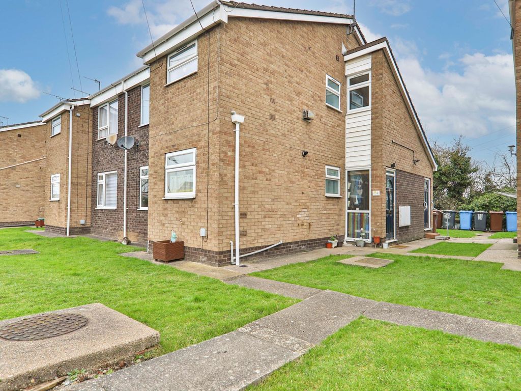 2 bed flat for sale in Gullane Drive, Hull HU6 Zoopla
