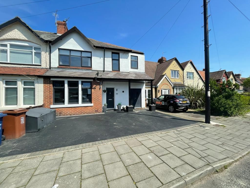 3 bed semidetached house for sale in Rosewood Crescent, Walkerville