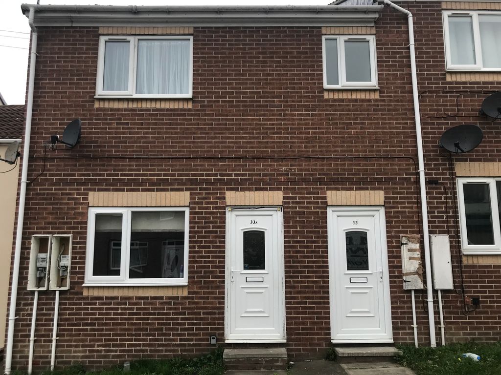 2 bed flat to rent in Close House, Auckland DL14 Zoopla