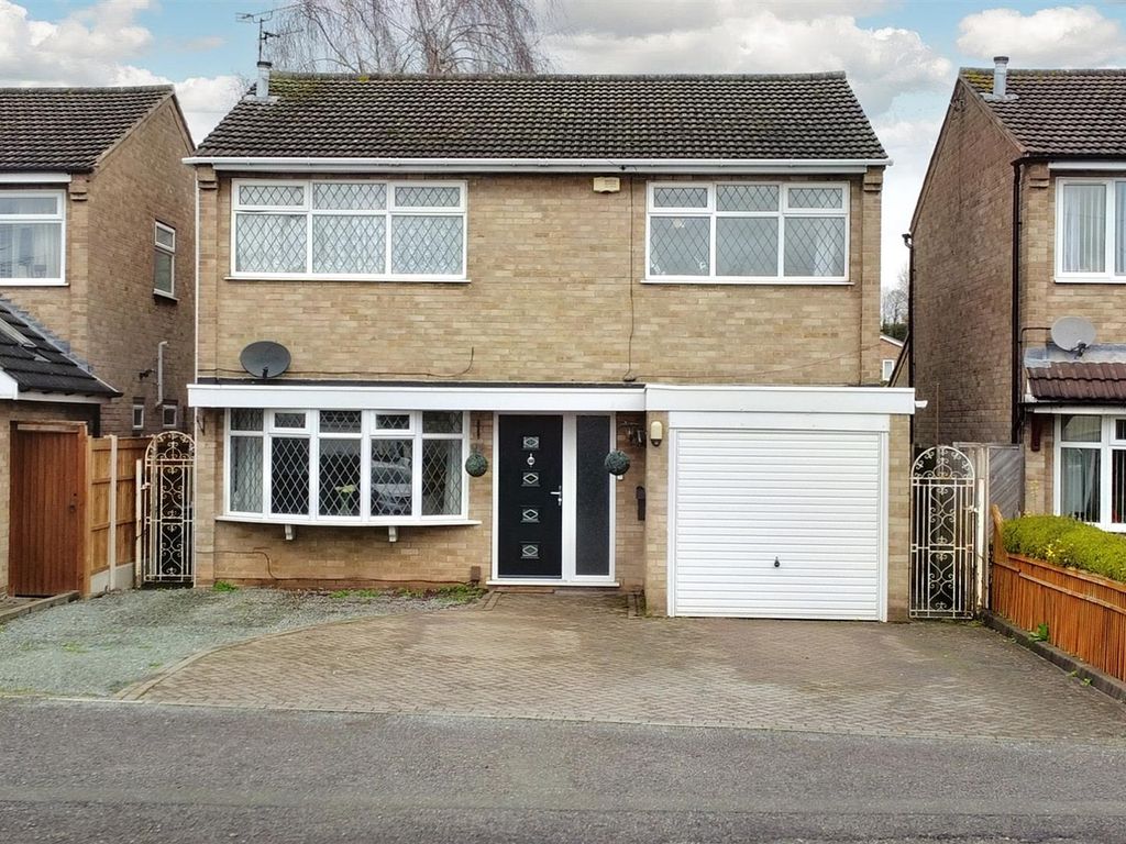4 bed detached house for sale in High Road, Chilwell, Beeston