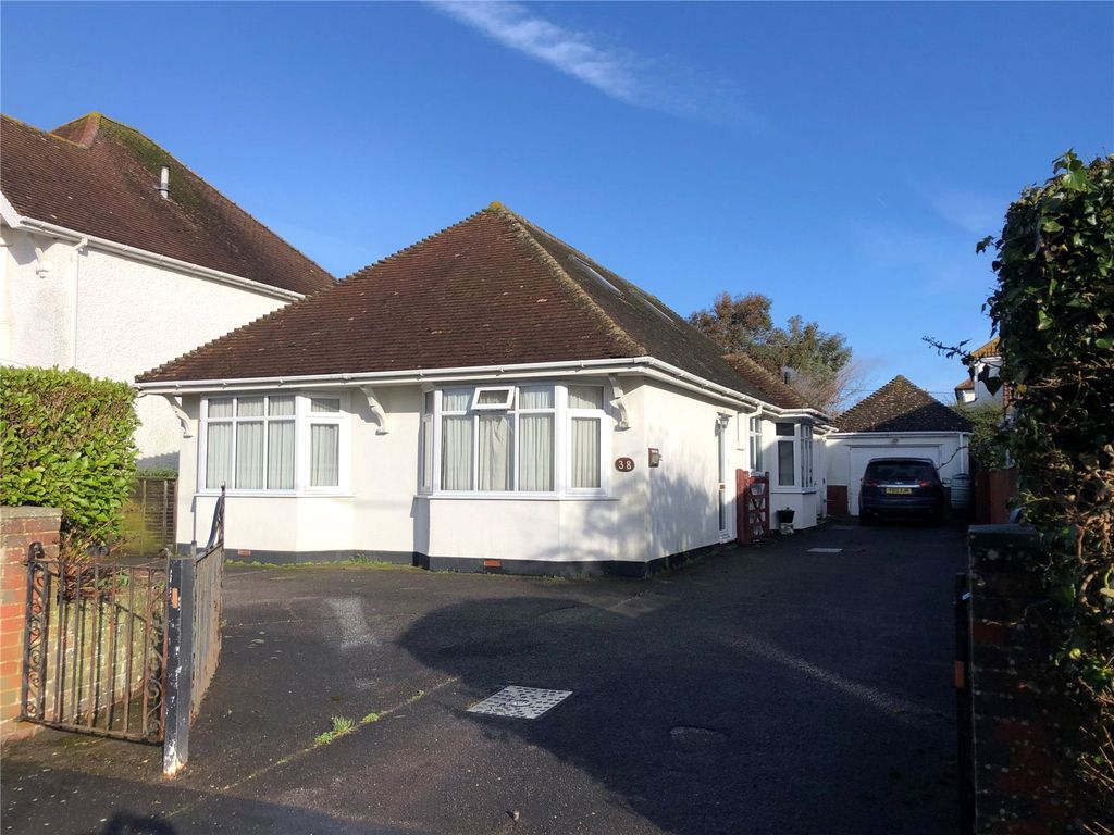 3 bed bungalow for sale in Seaward Avenue, Barton On Sea, Hampshire