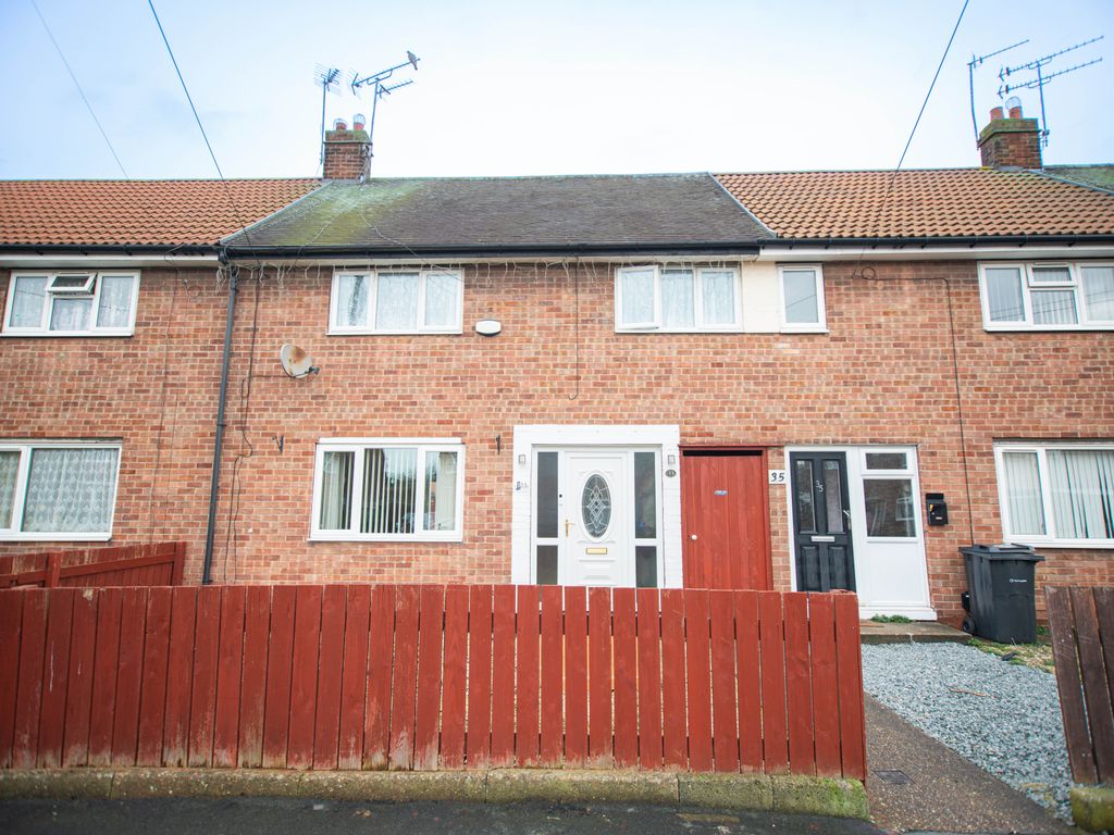 3 bed terraced house to rent in Nornabell Street, Hull HU8, £675 pcm Zoopla