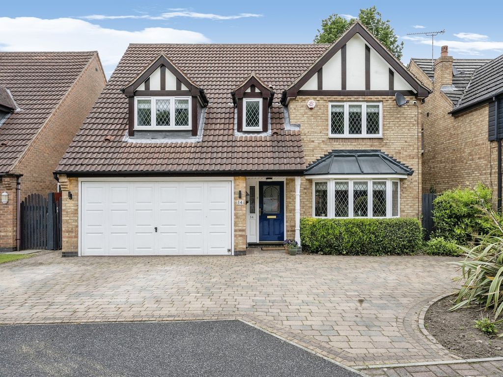 4 bed detached house for sale in Bracken Close, Branton, Doncaster DN3