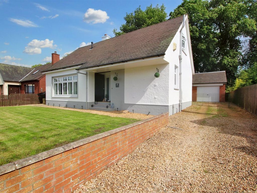 3 bed detached house for sale in Laburnum Crescent, Wishaw ML2, £