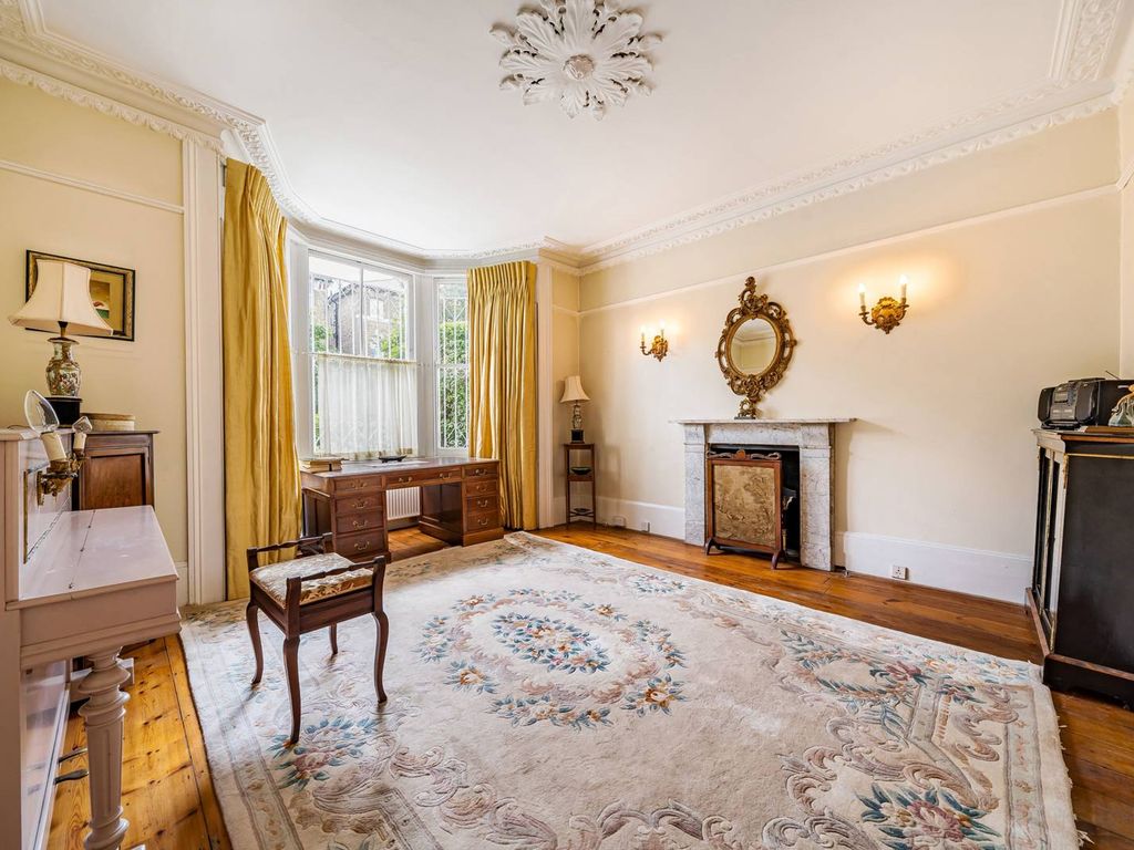 6 bed semidetached house for sale in Bromfelde Road, Clapham, London