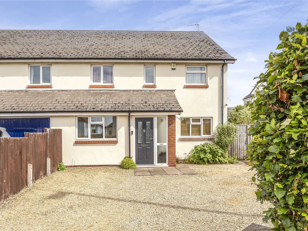 5 bed semidetached house for sale in Gloucester Road, Cheltenham GL51