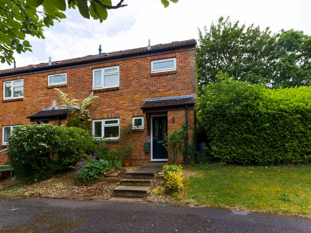 3 bed end terrace house for sale in Copland Close, Basingstoke RG22