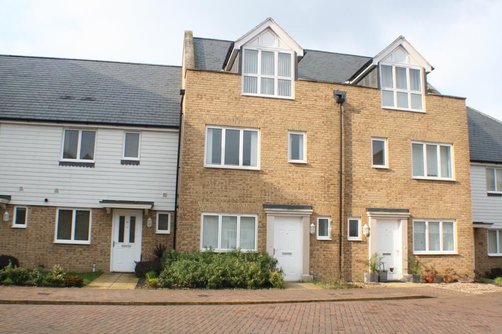 3 bed town house to rent in Invicta Close, Canterbury CT1, £1,550 pcm