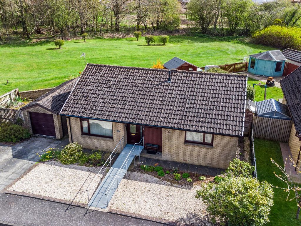 3 bed detached bungalow for sale in Overton Park, Strathaven ML10, £