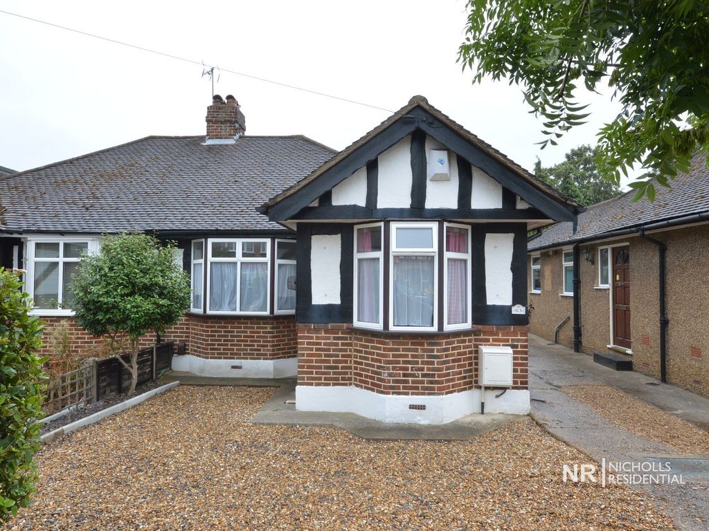2 bed semidetached bungalow for sale in Cheshire Gardens, Chessington