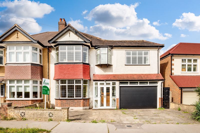 4 bed semidetached house for sale in Wickham Avenue, Croydon CR0, £