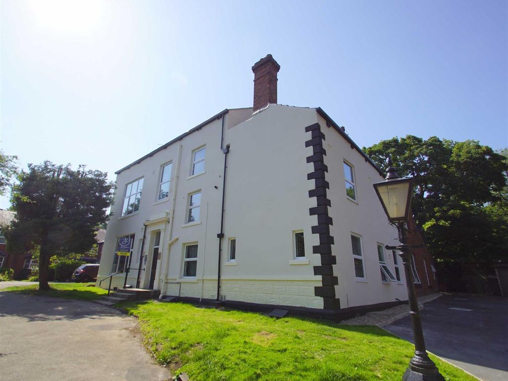 3 bed flat to rent in Ivy House, Church Lane Chapel Allerton, Leeds LS7