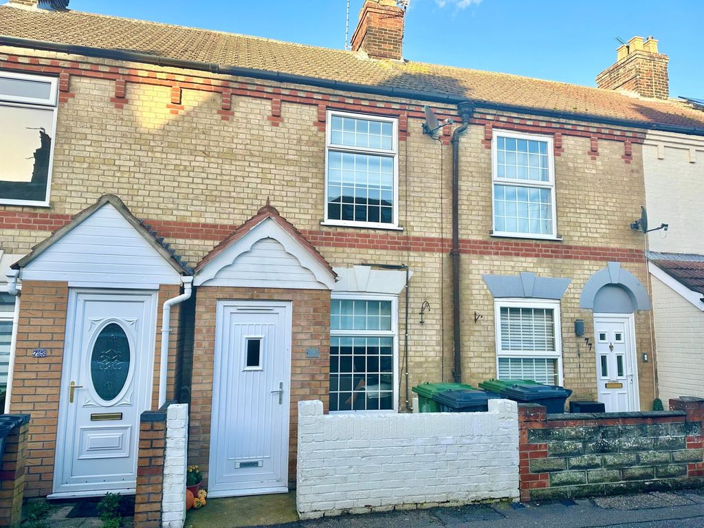 2 bed terraced house for sale in Springfield Road, Gorleston, Great