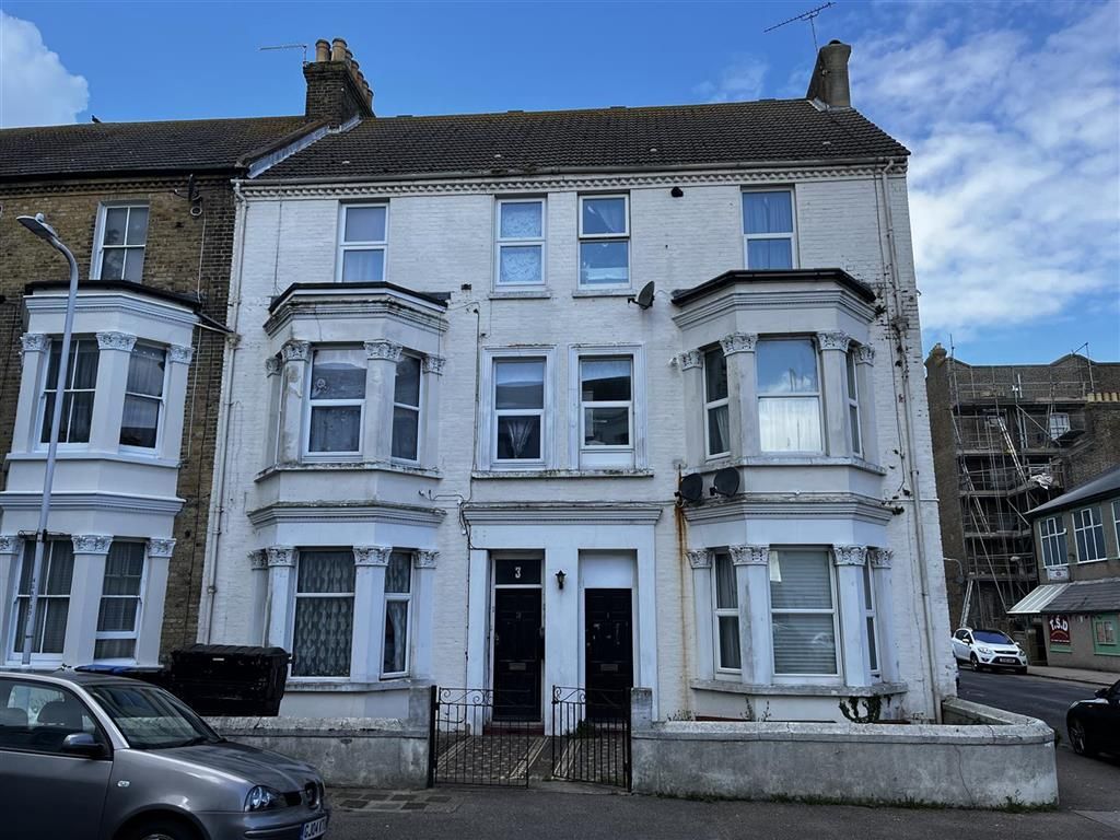1 bed flat for sale in Gordon Road, Cliftonville, Margate CT9 Zoopla