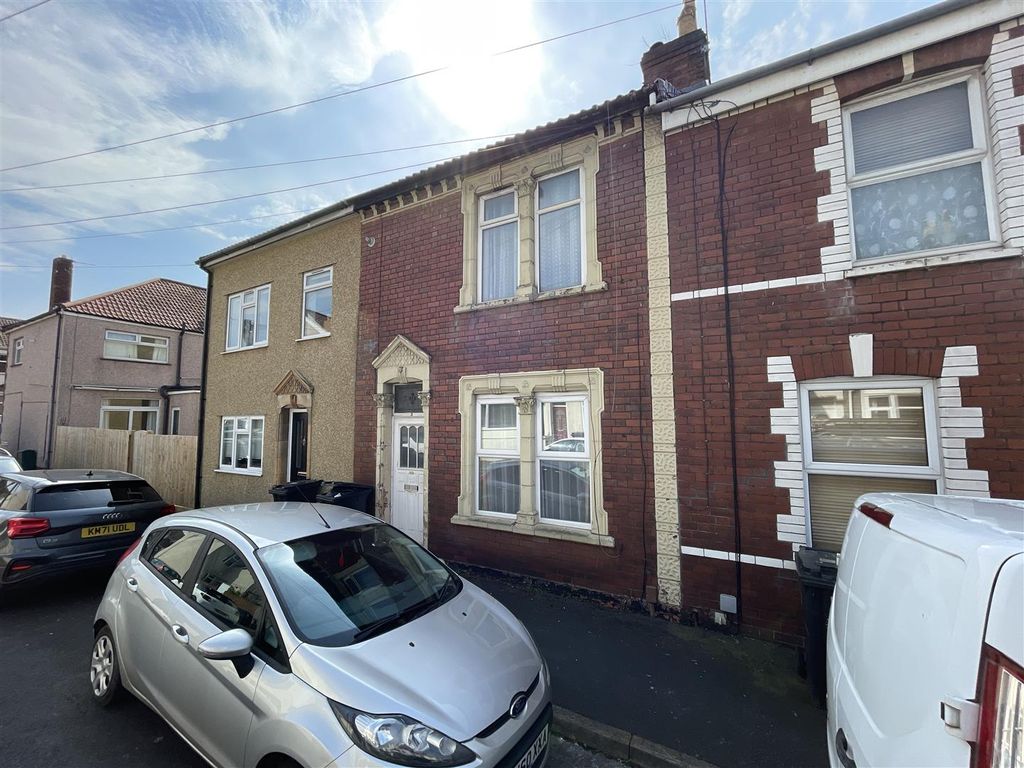 3 bed terraced house for sale in Speedwell Avenue, St. Bristol