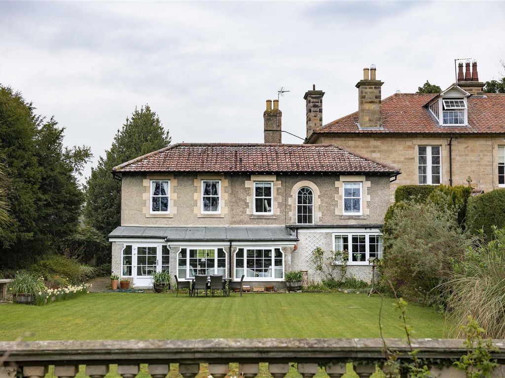 4 bed semidetached house for sale in School Lane, Gainford, Darlington