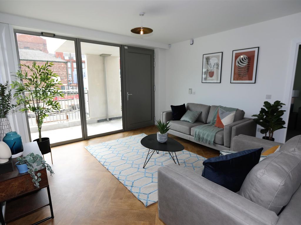 2 bed flat to rent in B011, Broadside, Oldham Road M4 Zoopla