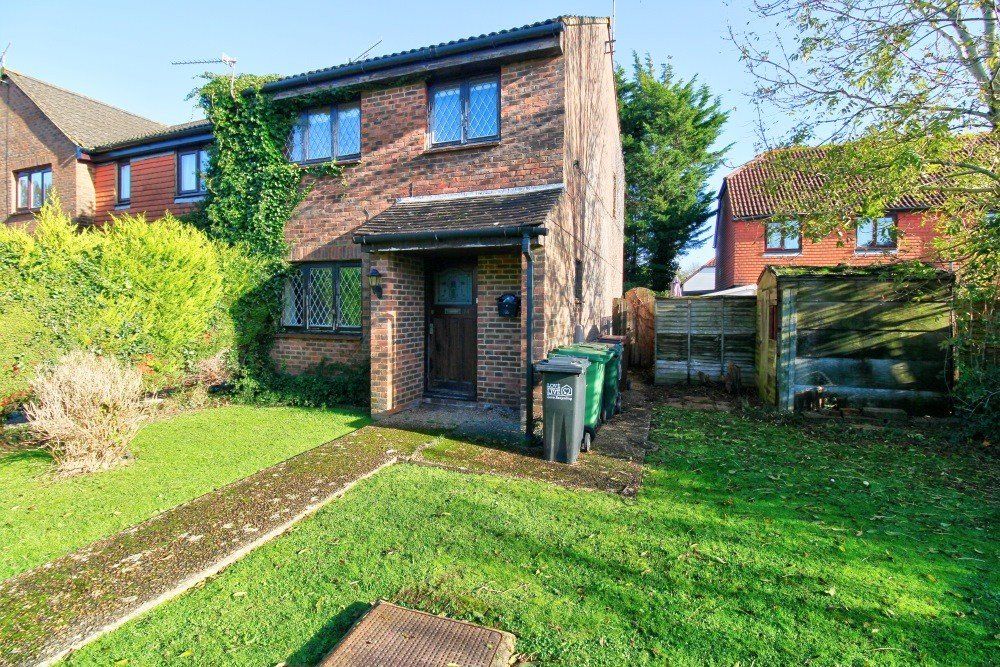 3 bed semidetached house for sale in Pagham Close, Eastbourne BN23, £