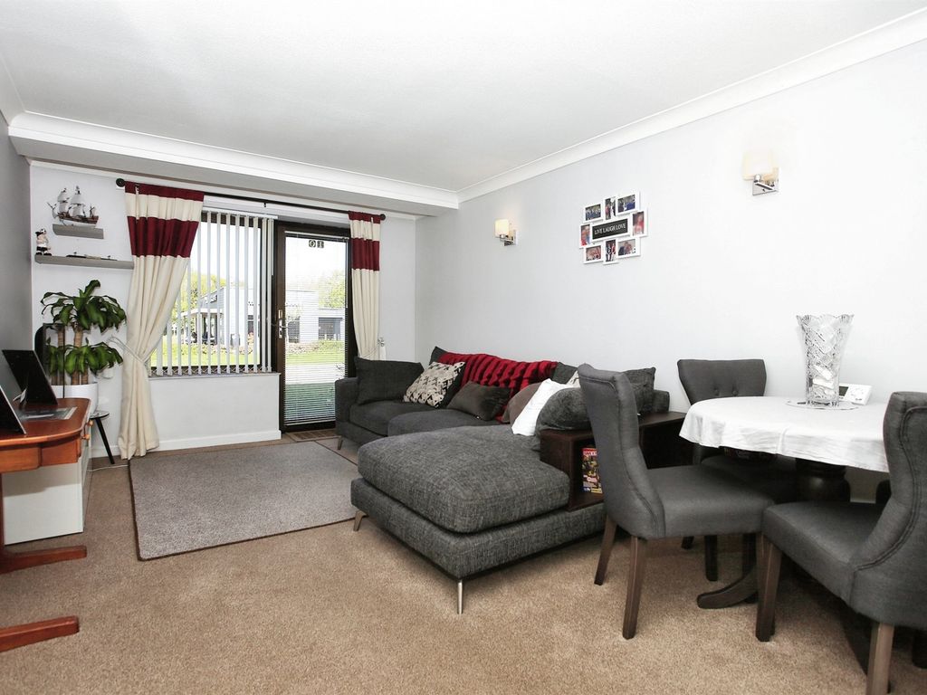 1 bed property for sale in Bushfield, Orton Goldhay, Peterborough PE2