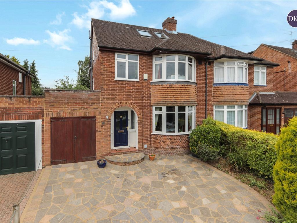 5 bed semidetached house for sale in Canterbury Way, Croxley Green