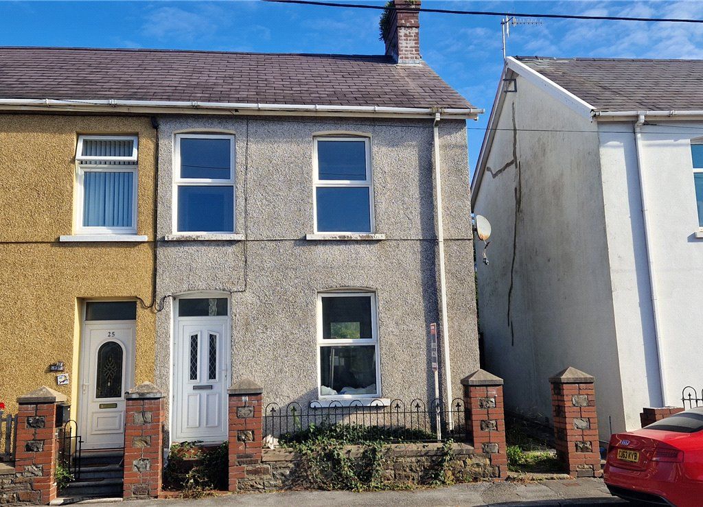 3 bed semidetached house for sale in Gwscwm Road, Burry Port, Llanelli