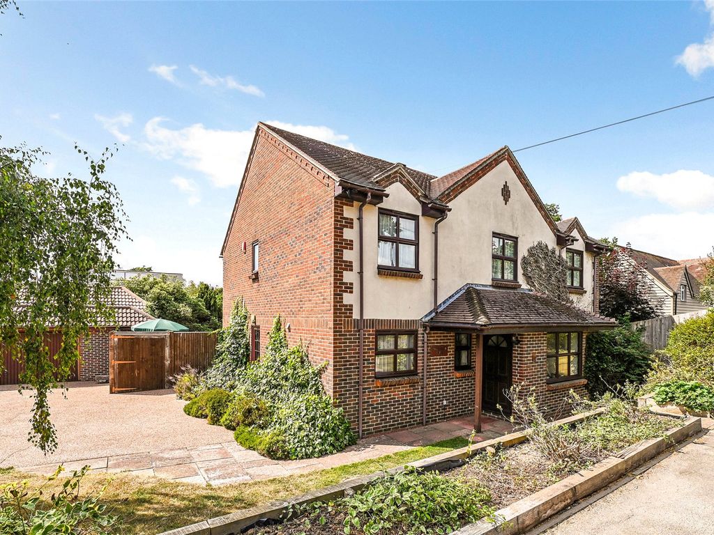 5 bed detached house for sale in Salthill Road, Chichester, West Sussex