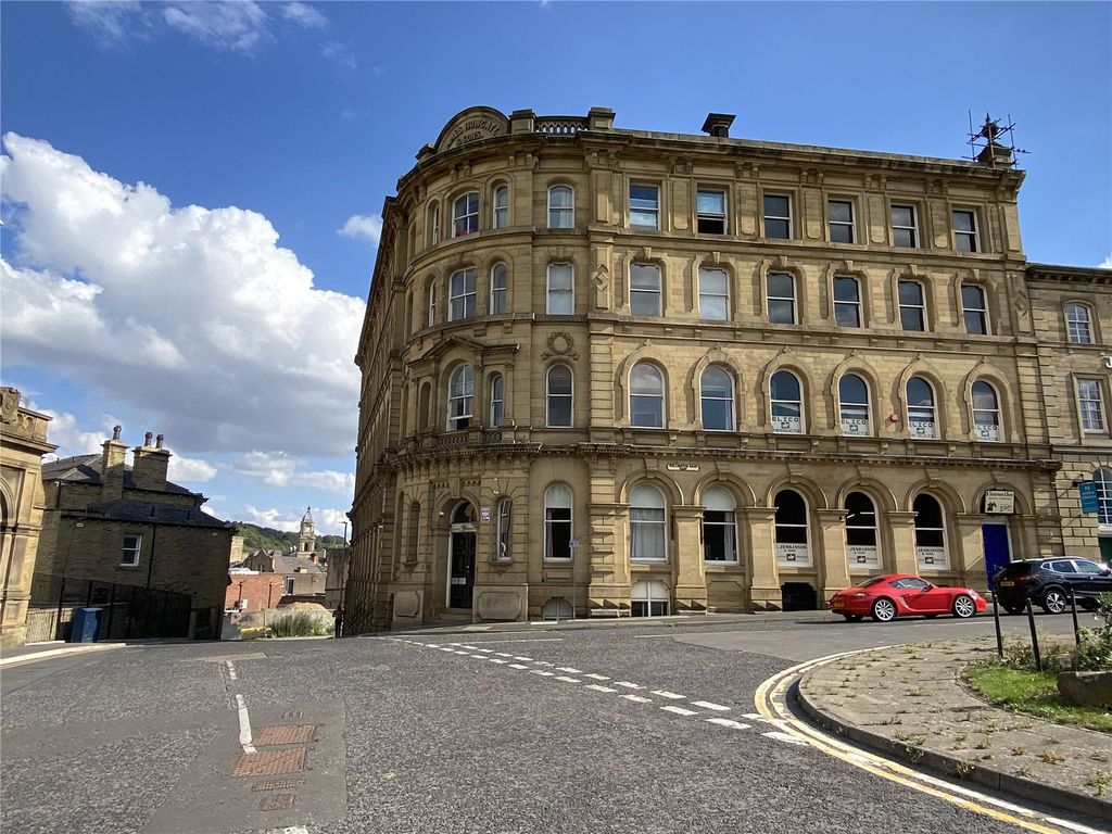 1 bed flat to rent in Howgate House, Dewsbury WF13, £495 pcm Zoopla