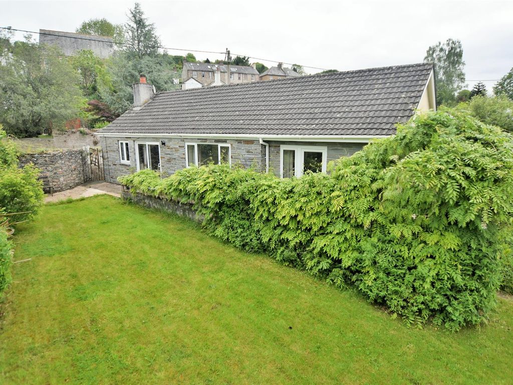 3 bed detached bungalow for sale in Calstock PL18 Zoopla