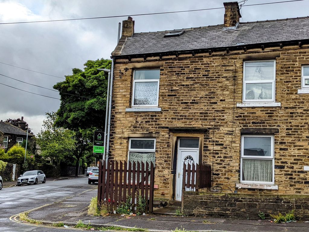 3 bed terraced house for sale in Spring Grove, Halifax HX1 Zoopla