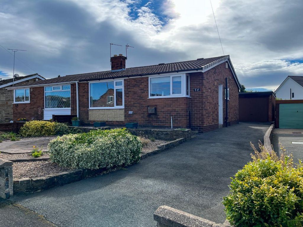 2 bed semidetached bungalow for sale in Brownhill Road, Birstall