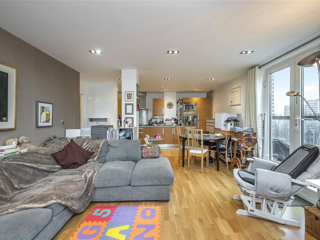 2 bed flat to rent in City Tower, 3 Limeharbour E14, £2,750 pcm Zoopla