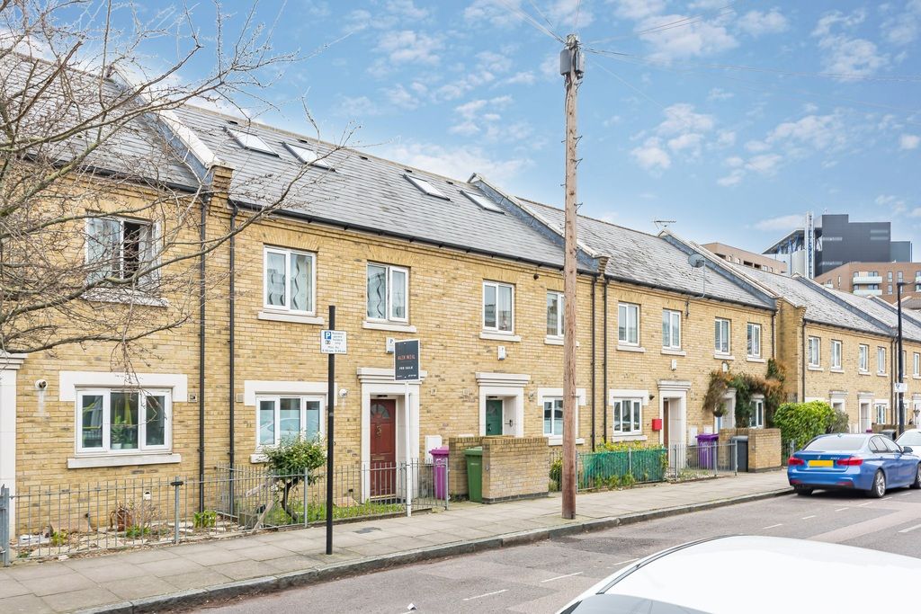 5 bed terraced house for sale in Oban Street, London E14 Zoopla