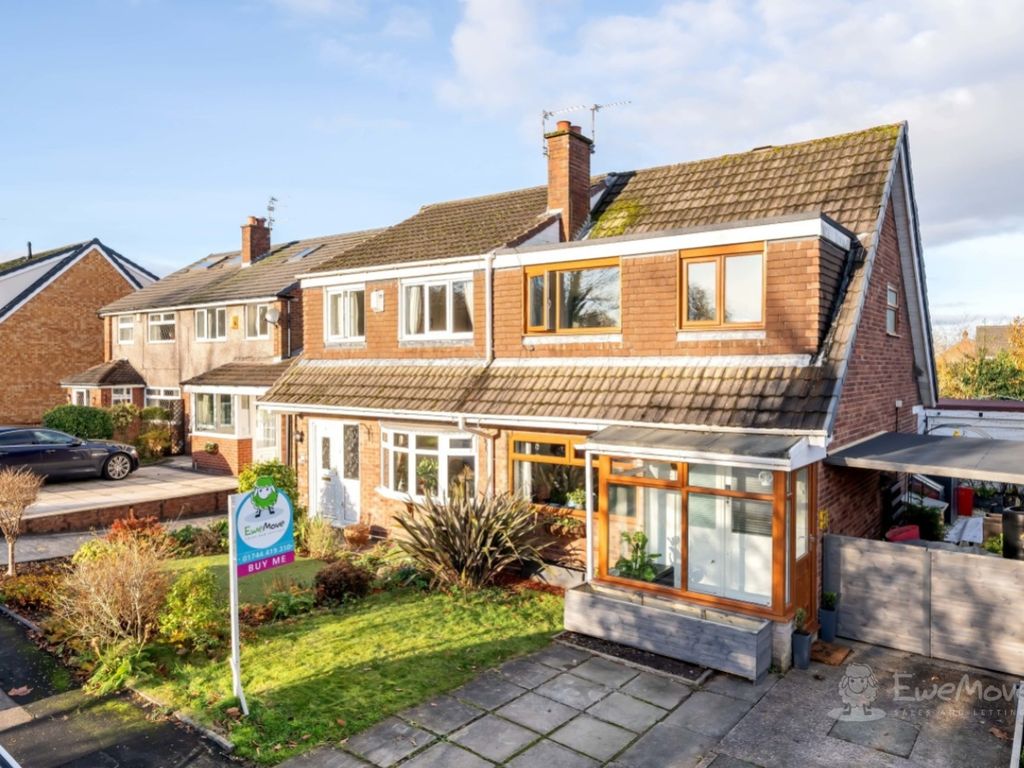 3 bed semidetached house for sale in Seddon Close, Eccleston, St