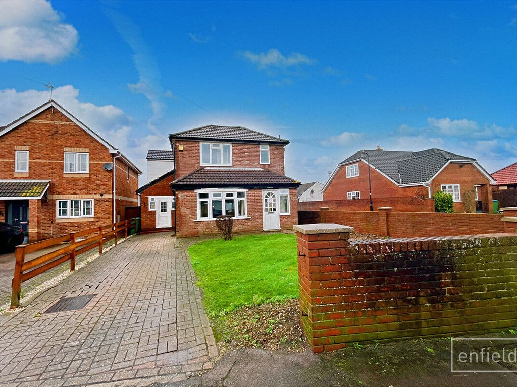 3 bed detached house for sale in North East Road, Southampton SO19, £
