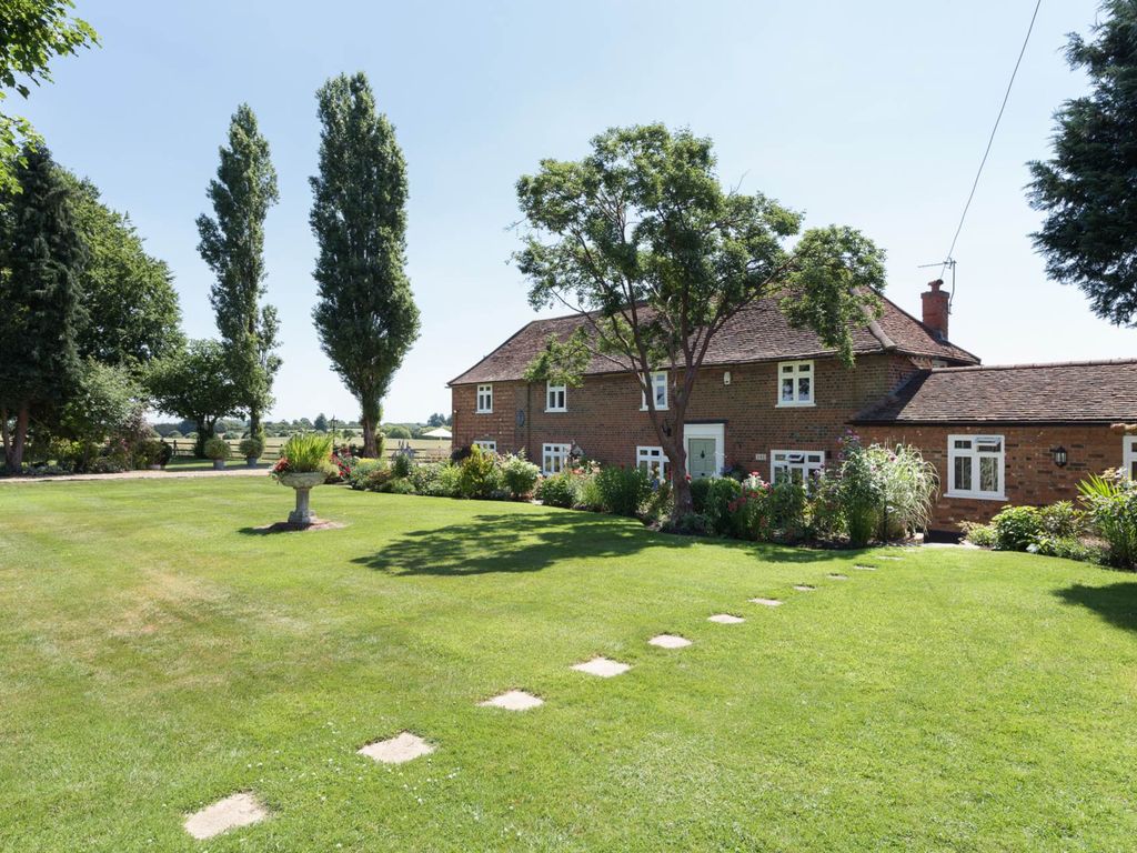 4 bed detached house for sale in High Street, Ridgmont MK43, £1,100,000