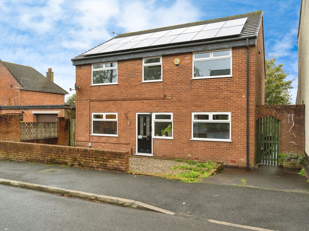 5 bed detached house for sale in Booth Road, Bolton BL3, £350,000 Zoopla