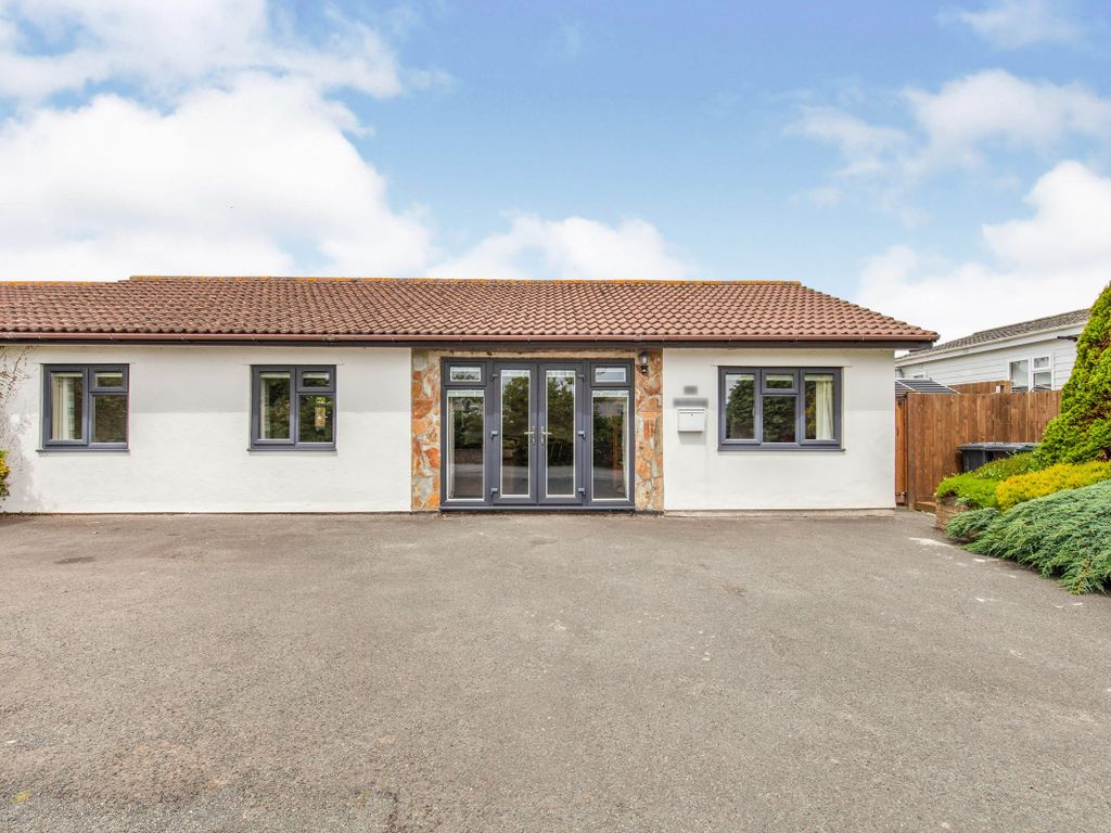 3 bed bungalow for sale in Lily Way, St. Merryn, Padstow PL28, £250,000