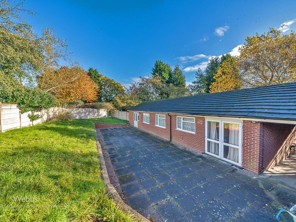 3 bed detached bungalow for sale in Lichfield Road, Shelfield, Walsall