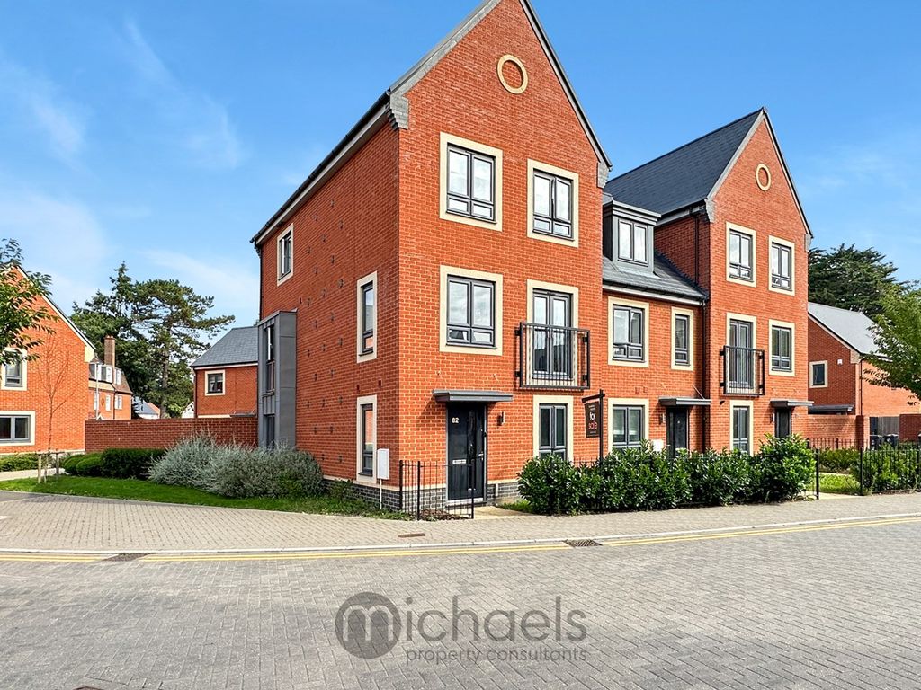 4 bed town house for sale in Whitmore Drive, Colchester CO4, £425,000 Zoopla