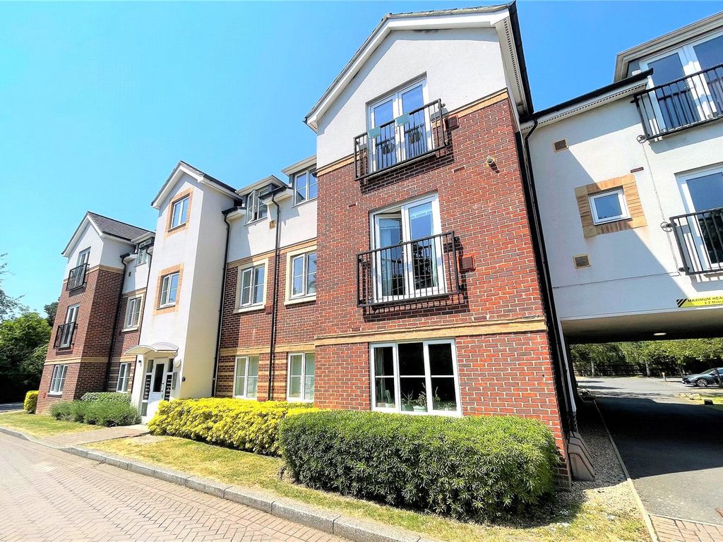 2 bed flat for sale in Kingswood Close, Camberley, Surrey GU15 Zoopla