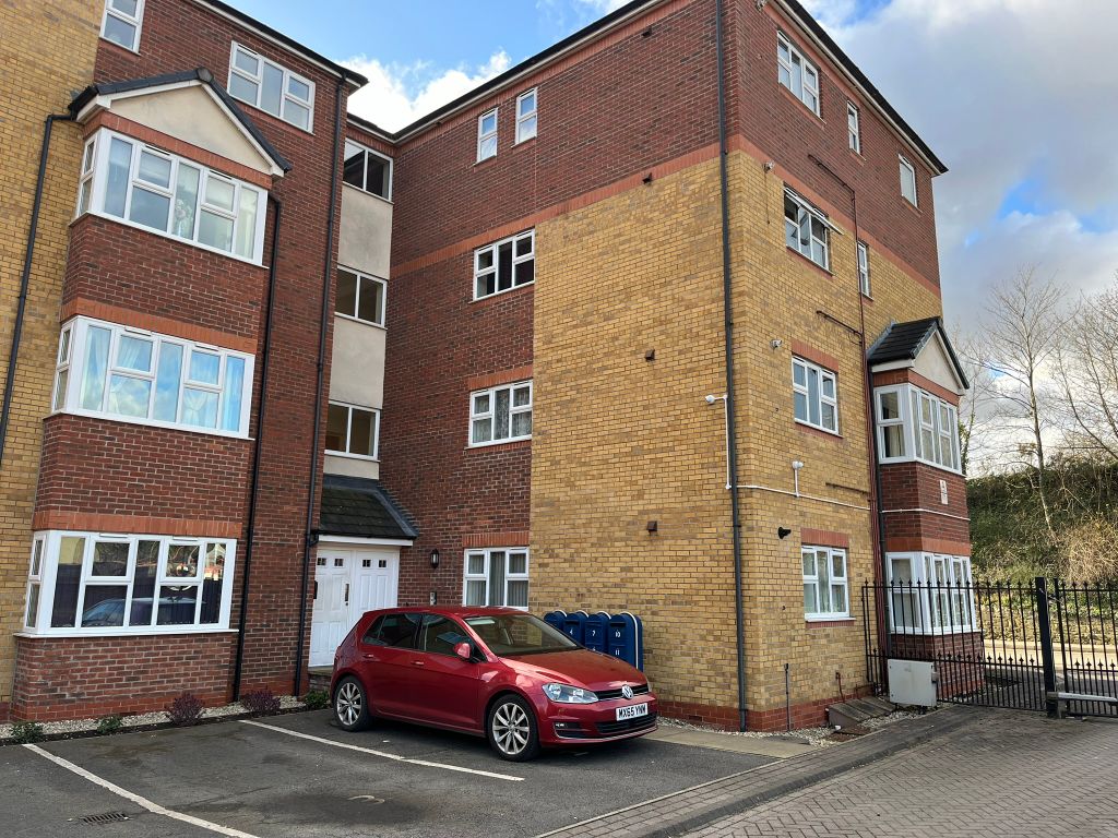 2 bed flat to rent in Mallard Mews, South Elmsall WF9, £550 pcm Zoopla
