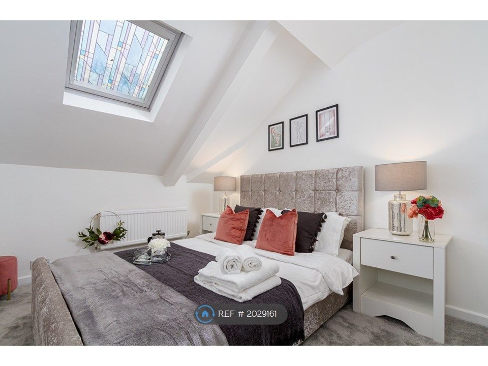 2 bed flat to rent in Stacey Road, Cardiff CF24, £1,195 pcm Zoopla