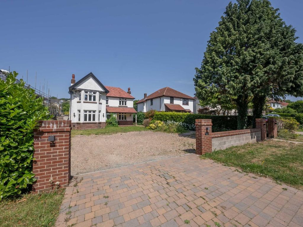 3 bed detached house for sale in Chepstow Road, Langstone, Newport NP18